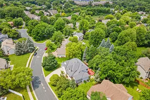 8441 W Lake Dr, Chanhassen, MN 55317 - Photo 34