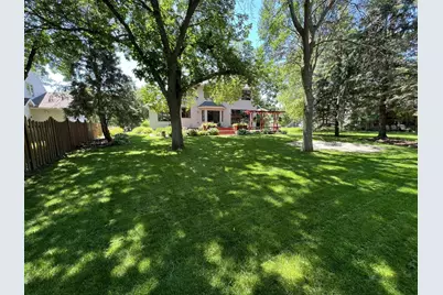 8441 W Lake Drive, Chanhassen, MN 55317 - Photo 32