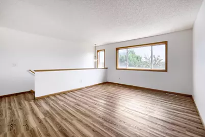4024 Blakewood Drive, Shakopee, MN 55379 - Photo 6