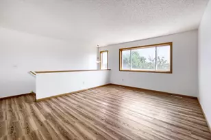 4024 Blakewood Dr, Shakopee, MN 55379 - Photo 6