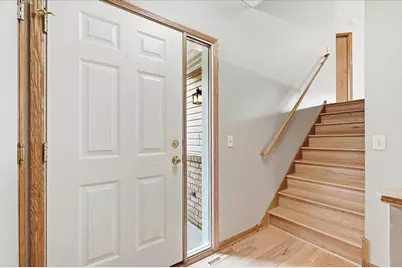 10605 44th Avenue N #E, Plymouth, MN 55442 - Photo 18