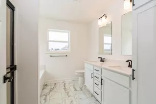 19982 Gadston Ln, Lakeville, MN 55044 - Photo 10