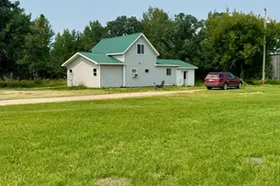 26571 260th St, Badger, MN 56714 - Photo 1