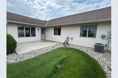 1724 Lower Trentwood Circle NE, Willmar, MN 56201 - Photo 4