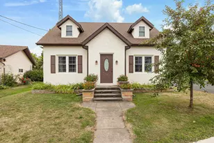 106 Edward St S, Pierz, MN 56364 - Photo 2