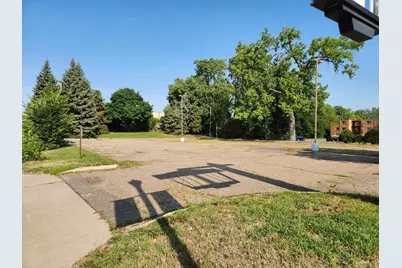 7300 42nd Avenue N, New Hope, MN 55427 - Photo 12