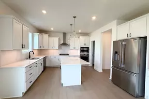8644 Periwinkle Blvd, Woodbury, MN 55129 - Photo 2