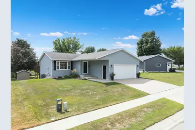 4212 Sapphire Lane NW, Rochester, MN 55901 - Photo 2