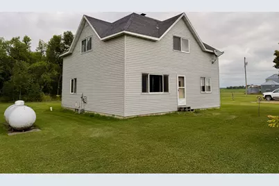 25570 County Road 15, Badger, MN 56714 - Photo 2