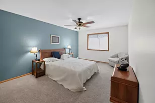 758 Garceau Ln, Vadnais Heights, MN 55127 - Photo 14