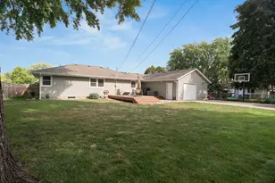 10118 Park Ave S, Bloomington, MN 55420 - Photo 44
