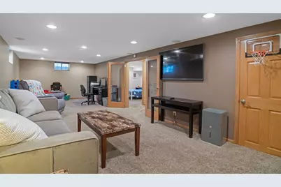 10118 Park Avenue S, Bloomington, MN 55420 - Photo 38