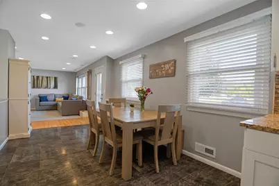 10118 Park Avenue S, Bloomington, MN 55420 - Photo 20