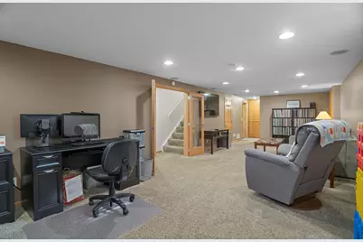 10118 Park Avenue S, Bloomington, MN 55420 - Photo 40