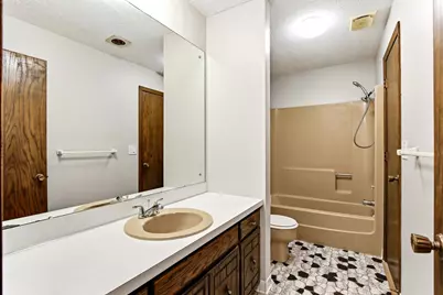 1414 76th Avenue NE, Fridley, MN 55432 - Photo 18