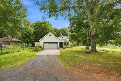 406 Maple Street, Taylors Falls, MN 55084 - Photo 34