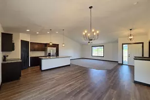 511 Gunnar Ln, Ellendale, MN 56026 - Photo 12