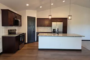 511 Gunnar Ln, Ellendale, MN 56026 - Photo 10
