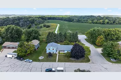 849 E 13th Street, Saint Charles, MN 55972 - Photo 2