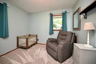 211 6th St SW, Eyota, MN 55934 - Photo 10