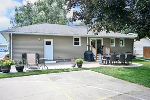 211 6th St SW, Eyota, MN 55934 - Photo 24