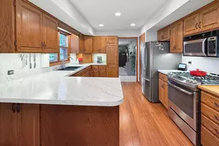 2946 Sumter Ave N, Crystal, MN 55427 - Photo 8