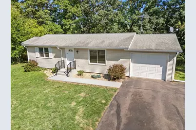 512 Eric Drive, Osceola, WI 54020 - Photo 4