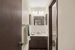 4201 Lakeside Avenue N, Brooklyn Center,  55429 - Photo 10