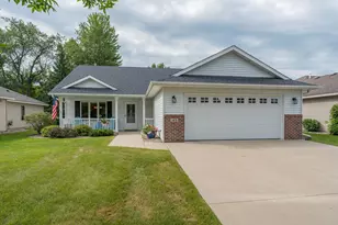 129 Cameo Ln, Mankato, MN 56001 - Photo 2