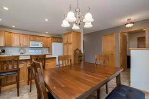 129 Cameo Ln, Mankato, MN 56001 - Photo 6