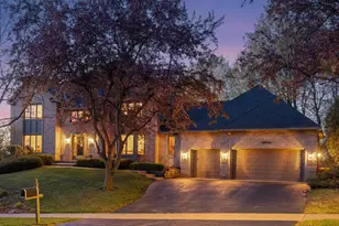 11202 Mt Curve Rd, Eden Prairie, MN 55347 - Photo 2