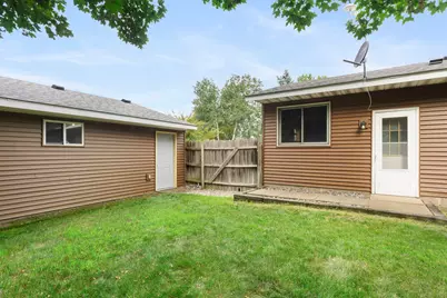 5895 Red Fox Run, North Branch, MN 55056 - Photo 50