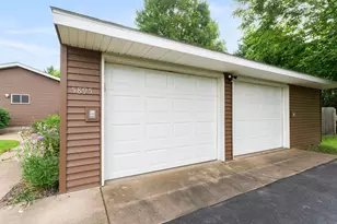 5895 Red Fox Run, North Branch, MN 55056 - Photo 56