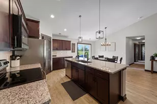 812 Pondview Dr, Arlington, MN 55307 - Photo 16