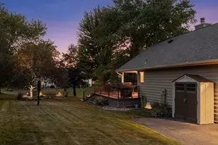 1736 White Oak Dr, Chaska, MN 55318 - Photo 6