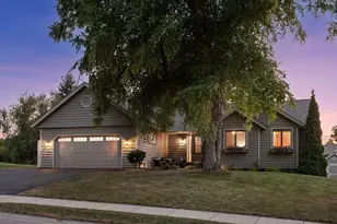 1736 White Oak Dr, Chaska, MN 55318 - Photo 1