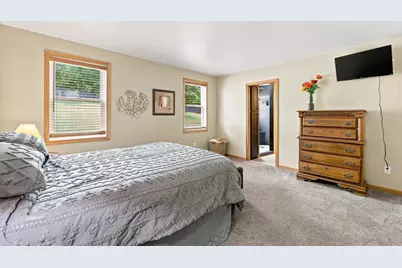 1082 W Lake Drive, Detroit Lakes, MN 56501 - Photo 12
