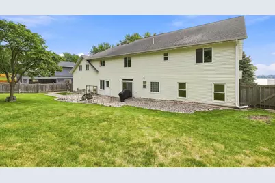 1082 W Lake Drive, Detroit Lakes, MN 56501 - Photo 36