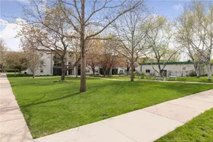 2720 Dale St N, Roseville, MN 55113 - Photo 20