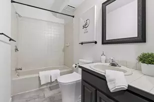 4747 Burr Oak St, Eagan, MN 55122 - Photo 38
