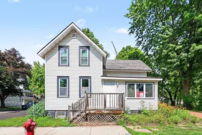 401 Oak Avenue SE, Montgomery, MN 56069 - Photo 2