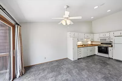 4029 Silver Lake Rd NE, Saint Paul, MN 55421 - Photo 6