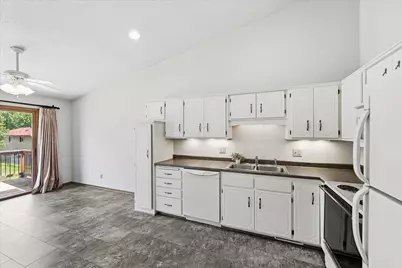 4029 Silver Lake Rd NE, Saint Paul, MN 55421 - Photo 8