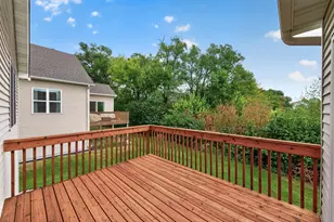677 Lake Ridge Dr, Woodbury, MN 55129 - Photo 44