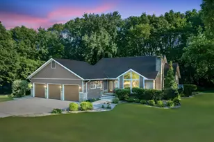 200 Greenwood Dr, Mankato, MN 56001 - Photo 32