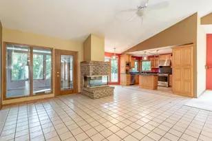 200 Greenwood Dr, Mankato, MN 56001 - Photo 12