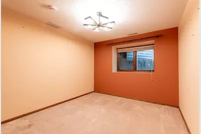 200 Greenwood Drive, Mankato, MN 56001 - Photo 24