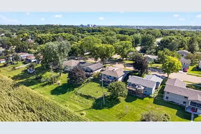 2509 26th Street NW, Rochester, MN 55901 - Photo 60