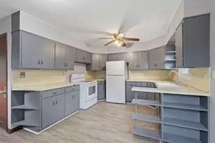 2841 Blackstone Ave, Saint Louis Park, MN 55416 - Photo 2