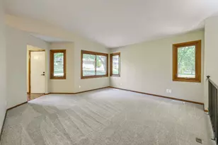 4118 Hemlock Ln N, Plymouth, MN 55441 - Photo 10